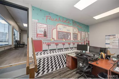 4524 S Saint Peters Parkway, Saint Peters, MO 63304 - Photo 60