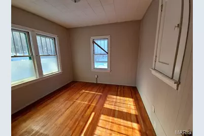 115 Lawrence Avenue, Saint Louis, MO 63135 - Photo 16