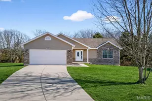 18482 Walnut Springs Ct, Wright City, MO 63390 - Photo 1