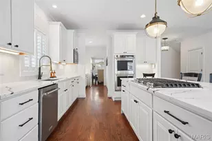 34 Burroughs Ln, Saint Louis, MO 63124 - Photo 24