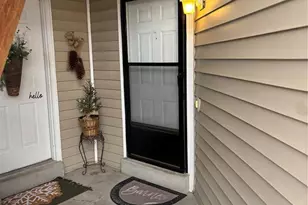 4205 Canal Dr, Hazelwood, MO 63034 - Photo 2