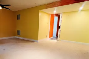 2038 Silent Spring Dr, Maryland Heights, MO 63043 - Photo 26