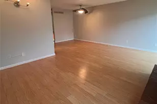 2038 Silent Spring Dr, Maryland Heights, MO 63043 - Photo 14