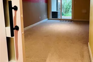 2038 Silent Spring Dr, Maryland Heights, MO 63043 - Photo 24