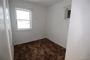 606 Ball St, Wentzville, MO 63385 - Photo 12