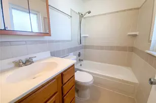 2543 Saddle Ridge Dr, Florissant, MO 63031 - Photo 12