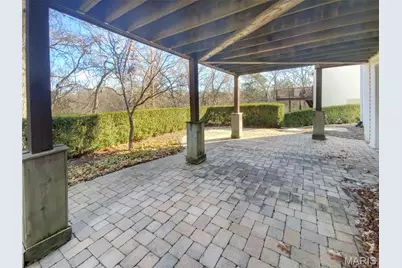 326 Woodlawn Terrace Court, Ballwin, MO 63021 - Photo 18