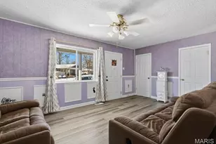 42 Cedar Ledge Dr, Pacific, MO 63069 - Photo 4