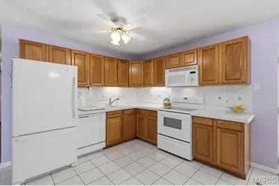 42 Cedar Ledge Drive, Pacific, MO 63069 - Photo 8