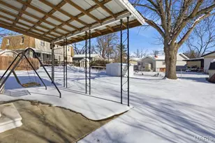 42 Cedar Ledge Dr, Pacific, MO 63069 - Photo 30