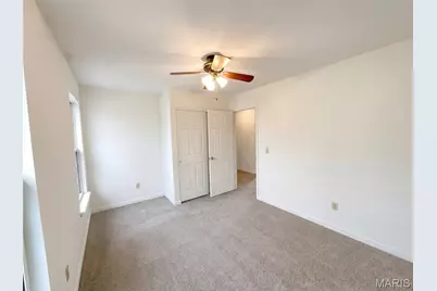 565 Crown Passage Drive, Saint Charles, MO 63303 - Photo 14