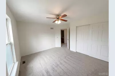 565 Crown Passage Drive, Saint Charles, MO 63303 - Photo 18