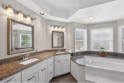 1839 Aston Way, Chesterfield, MO 63005 - Photo 70