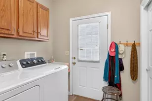 1839 Aston Way, Chesterfield, MO 63005 - Photo 48