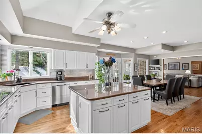 1839 Aston Way, Chesterfield, MO 63005 - Photo 44