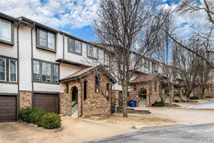 2317 Driftwood Pl, Maryland Heights, MO 63146 - Photo 2