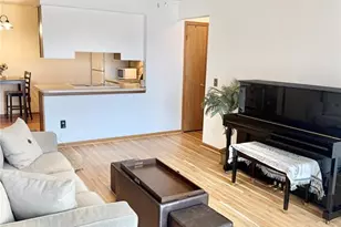 1625 Summergate Pkwy, Saint Peters, MO 63303 - Photo 4