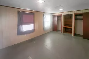 237 S Barat Ave, Ferguson, MO 63135 - Photo 10