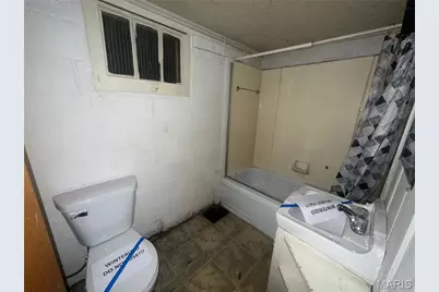 237 S Barat Avenue, Ferguson, MO 63135 - Photo 12