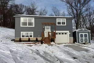 902 Forest Ave, Valley Park, MO 63088 - Photo 1