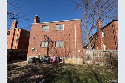 7274 Dartmouth Avenue, Saint Louis, MO 63130 - Photo 2