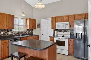 2162 Oakglen St, Imperial, MO 63052 - Photo 18