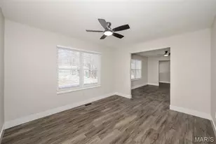 5182 N Royale Dr, Imperial, MO 63052 - Photo 14