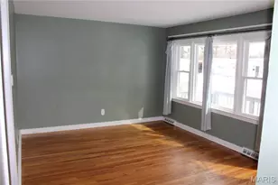 4207 St Linus Ln, Saint Ann, MO 63074 - Photo 2