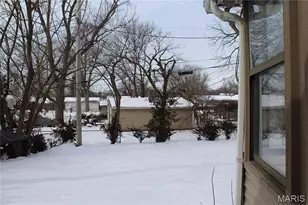 4207 St Linus Ln, Saint Ann, MO 63074 - Photo 8