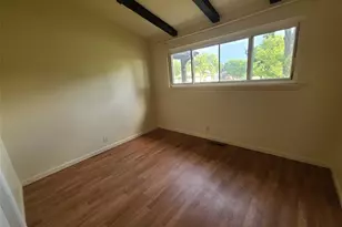 4947 Ringer Rd, Mehlville, MO 63129 - Photo 8