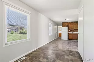 12373 Santa Maria Dr, Saint Louis, MO 63138 - Photo 8