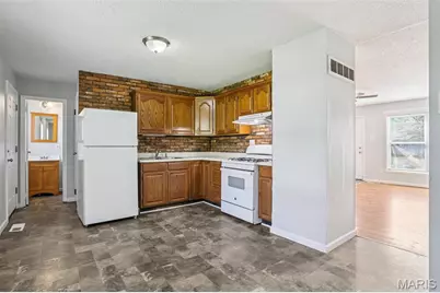 12373 Santa Maria Drive, Saint Louis, MO 63138 - Photo 10