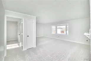 4650 Venarde Dr, Saint Louis, MO 63128 - Photo 16