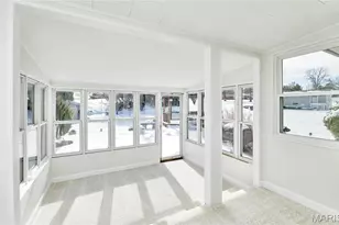 4650 Venarde Dr, Saint Louis, MO 63128 - Photo 14