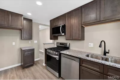 1150 Bosworth Drive, Saint Louis, MO 63137 - Photo 14