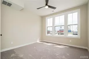 1347 W Gateway Heights W, Richmond Heights, MO 63144 - Photo 16