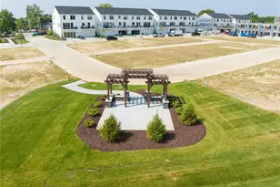 1347 W Gateway Heights W, Richmond Heights, MO 63144 - Photo 44