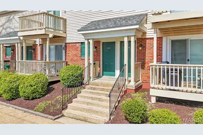 9117 N Swan Circle, Saint Louis, MO 63144 - Photo 2