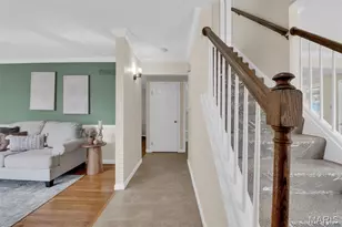 5545 Dantonaire Pl, Saint Louis, MO 63128 - Photo 10