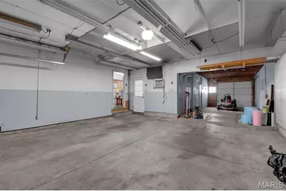 5545 Dantonaire Place, Saint Louis, MO 63128 - Photo 36