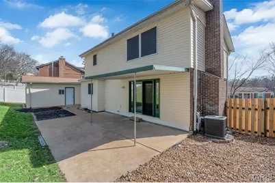 5545 Dantonaire Place, Saint Louis, MO 63128 - Photo 40