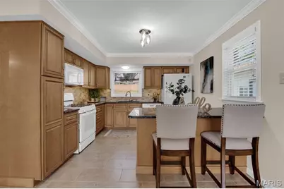 5545 Dantonaire Place, Saint Louis, MO 63128 - Photo 12