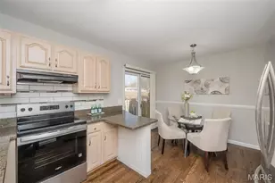 2325 Charlemagne Dr, Maryland Heights, MO 63043 - Photo 12