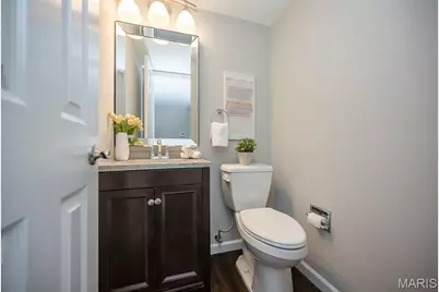 2325 Charlemagne Drive, Maryland Heights, MO 63043 - Photo 6