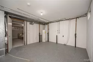 2325 Charlemagne Dr, Maryland Heights, MO 63043 - Photo 22