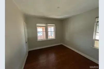 6514 Glenmore Avenue, Saint Louis, MO 63121 - Photo 6