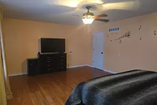 2695 Valley Brook Dr, Saint Louis, MO 63031 - Photo 30