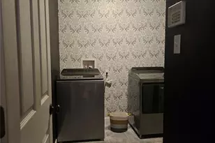 2695 Valley Brook Dr, Saint Louis, MO 63031 - Photo 20