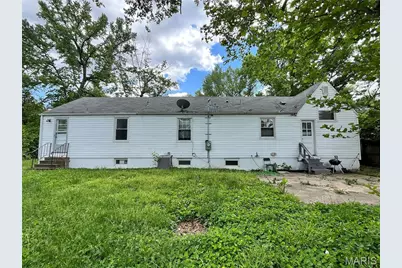 1587 Farmview Avenue, Saint Louis, MO 63138 - Photo 18