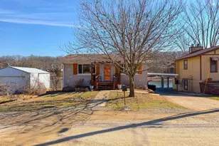 14274 S Lake Dr, De Soto, MO 63020 - Photo 4